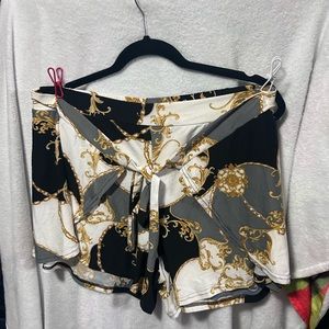 Black & Gold shorts—Linen